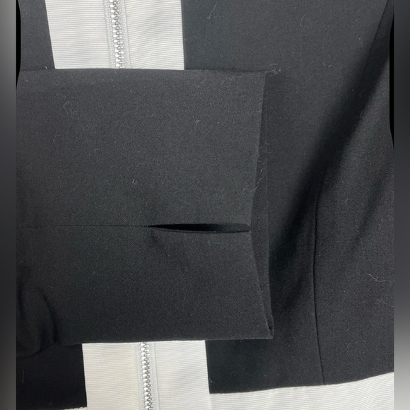 Calvin Klein NWT Black & White Suit Jacket Womens Size 12P - Picture 4 of 9